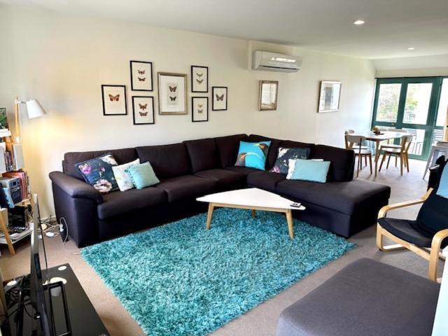 Les Troupes Apartments Акароа Екстериор снимка